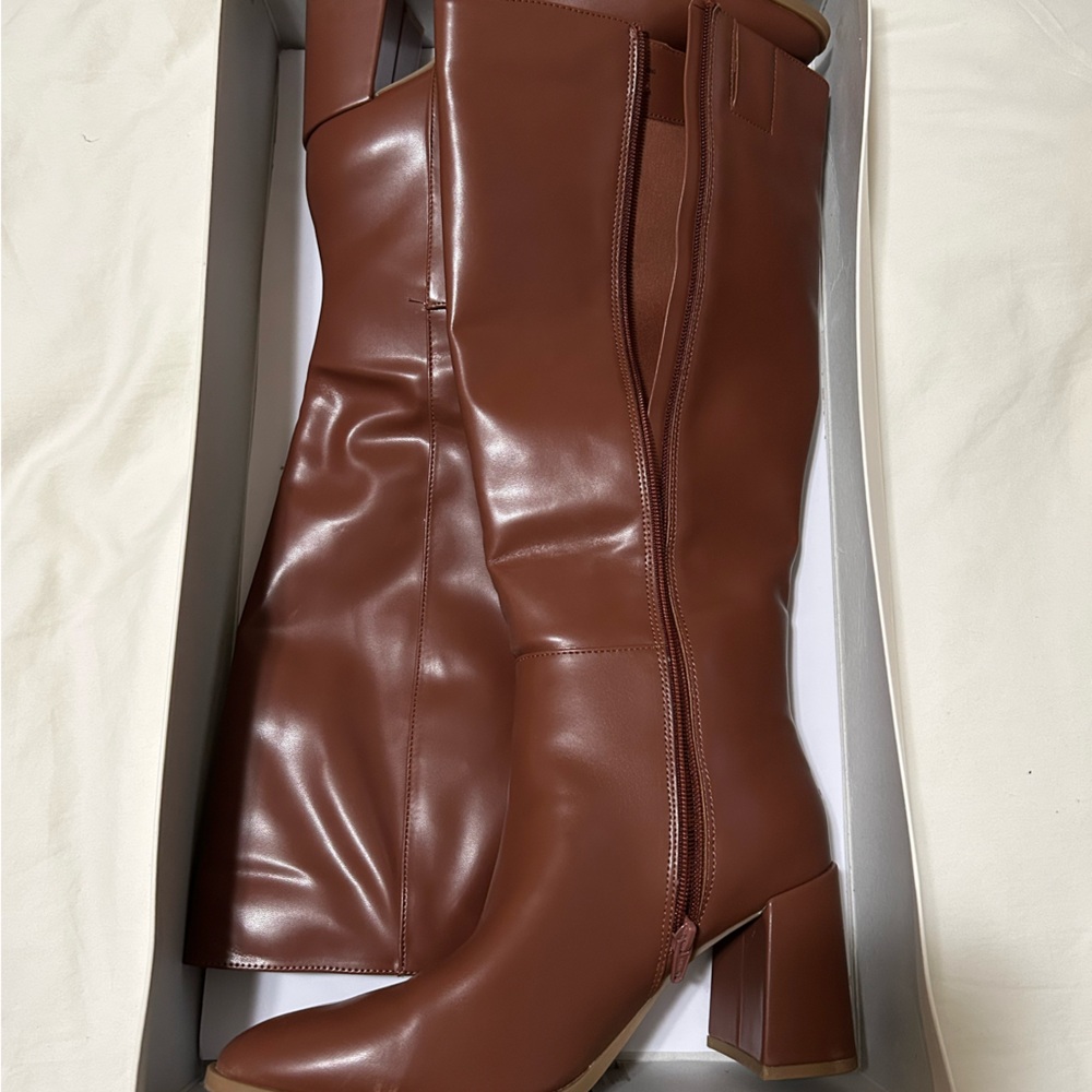 Target Eve Brown Leather Women's Boots - Picture 3 of 3